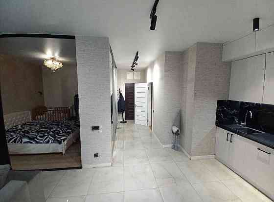 Стильная и удобная квартира с балконом в Аркадии на 11 этаже Жемчужина Одесса