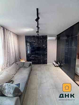 Стильная и удобная квартира с балконом в Аркадии на 11 этаже Жемчужина Одесса