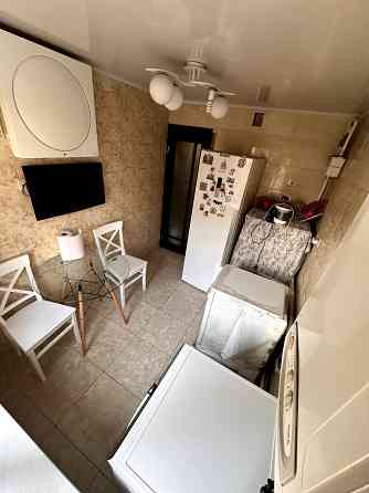 Продам 2-х кімнатну квартиру в центрі Днепр