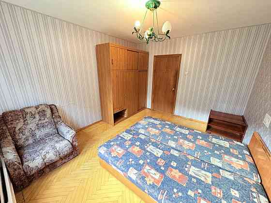 Продаж 3к кв 84м2 метро Позняки вул Анни Ахматової 39А ДЕРЖ ПРОГРАМИ Київ