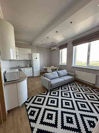 Сучасна квартира в парковій зоні – Шевченківський р-н Киев