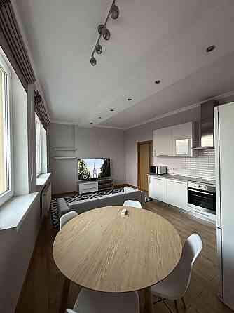 Сучасна квартира в парковій зоні – Шевченківський р-н Киев