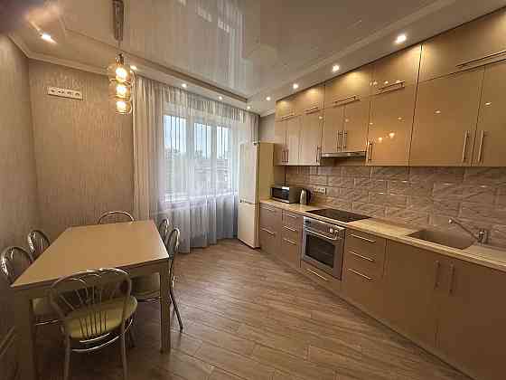 Здам 1-к в сучасному ЖК.  Ратушного, 9 А. Парк. Метро " Вокзальна " Киев