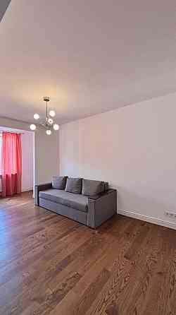 Велика двокімнатна квартира в гарному районі міста. Ірпінь