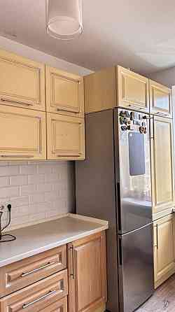 Велика двокімнатна квартира в гарному районі міста. Ірпінь