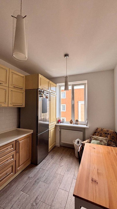 Велика двокімнатна квартира в гарному районі міста. Ірпінь - зображення 1