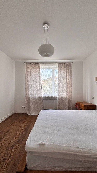 Велика двокімнатна квартира в гарному районі міста. Ірпінь - зображення 8