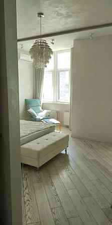 3 к - студія / 2 санвузла / 7 поверх / Бомбосховище Киев