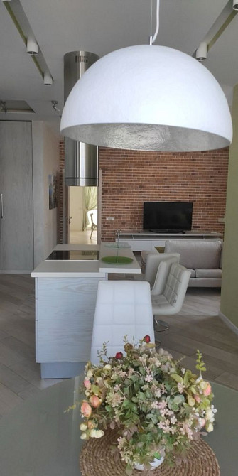 3 к - студія / 2 санвузла / 7 поверх / Бомбосховище Киев - изображение 1