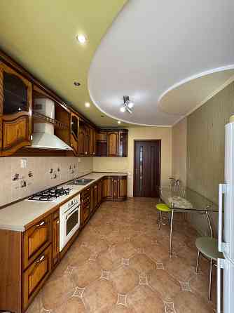 Оренда трикімнатної квартири на Поділлі Винница