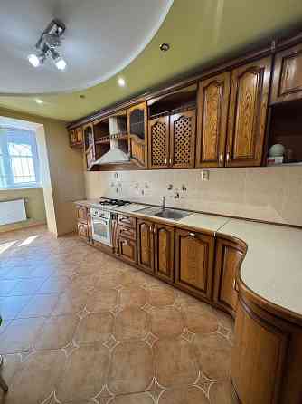 Оренда трикімнатної квартири на Поділлі Винница