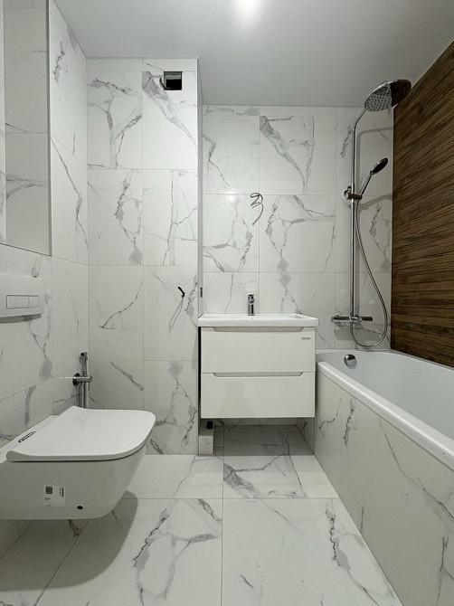 Продаж 1-кімнатної квартири. ЖК Атлант. Вул. Симоненка 111. 8 поверх Бровари - зображення 1