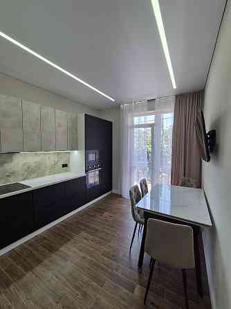 Продається кв-ра в Елітному ЖК  поруч з ТЦ Дастор Ужгород