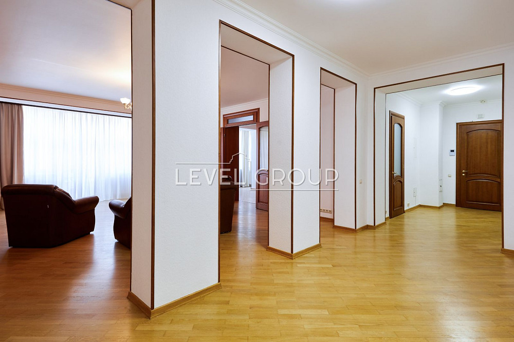 4 кімнатна квартира з паркомісцем, в центрі Києва, Шевченківський р-н Київ - зображення 4