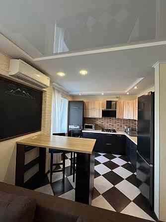 Аренда 1 комнатной квартири + кухня студия ( Заводский) Курортная Николаев