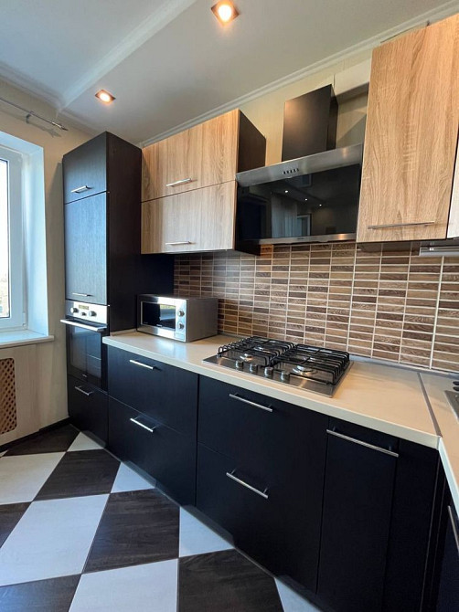 Аренда 1 комнатной квартири + кухня студия ( Заводский) Курортная Миколаїв - зображення 5