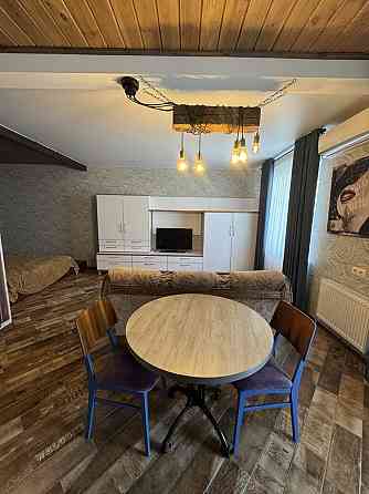 Оренда 1-кімнатної квартири в центрі, новий закритий ЖК, Район Площі Чернигов