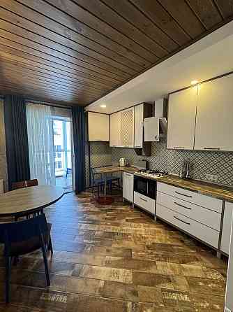 Оренда 1-кімнатної квартири в центрі, новий закритий ЖК, Район Площі Чернигов