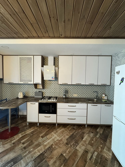 Оренда 1-кімнатної квартири в центрі, новий закритий ЖК, Район Площі Чернигов - изображение 1