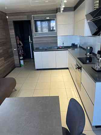 СДАМ на 1 год и более 2-х ком квартиру  новострой Черноморск