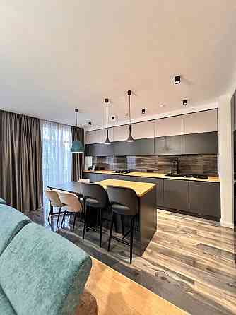 Продаж 4- кімнатної квартири по вулиці Карпинця ( елітний будинок) Львов