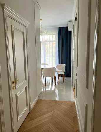 Трикімнатна елітна квартира в ЖК Каліпсо. 12 Фонтана Одесса