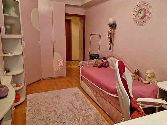 Продаж 3кім квартири Русанівська набережна 22. Київ