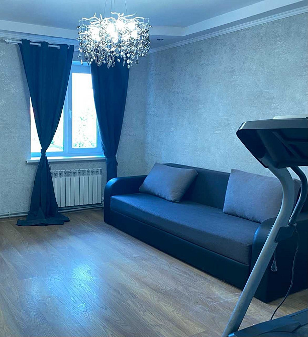 Бородянка, вул. Центральна 318, продаж 2к, центр, авторський ремонт Бородянка - зображення 2