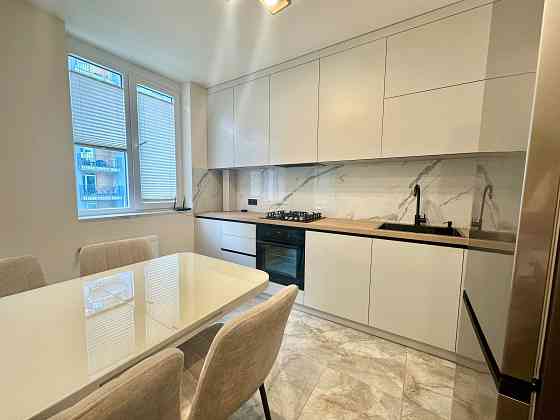 Продаж 1 км. квартири Малоголосківська Нова Оселя Львов