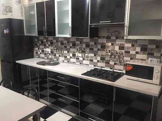 Здаю квартиру на Героїв полку "Азов" в довгострокову оренду. Киев