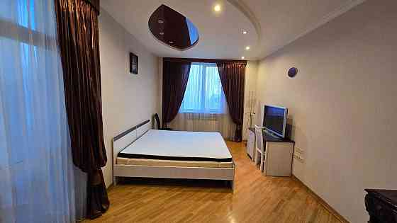 Здам в оренду 4к квартиру Павлівська 26/41 Киев