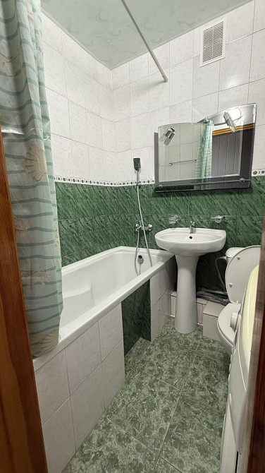 Сдам 1 комнатную квартиру возле метро  - зображення 4