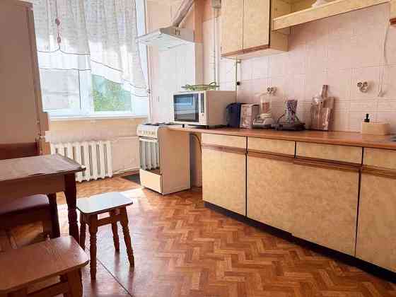 Сдам просторную 3к квартиру по ул. Чернышевского 1 А (Нагорный) Днепр