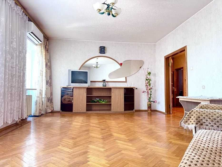 Сдам просторную 3к квартиру по ул. Чернышевского 1 А (Нагорный) Днепр - изображение 1