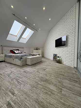 1кімнатна 35 м кв з автономним опаленням і парковкою в Бучі Буча