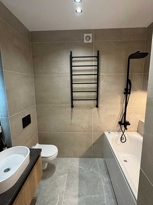 Центр! 2к квартира з кухнею-вітальнею та гардеробною, біля гот "Надія" Ивано-Франковск - изображение 7