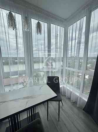 Квартира з видом на Озеро. Ирпень