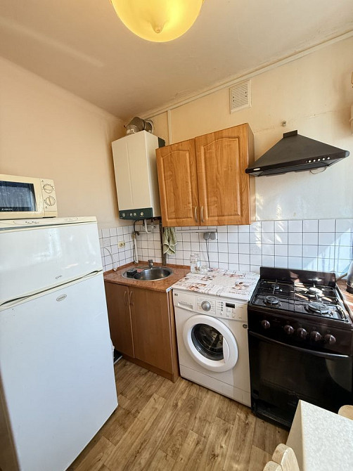 Здається 1 кімнатна квартира біля МДУ. Мукачево - зображення 2