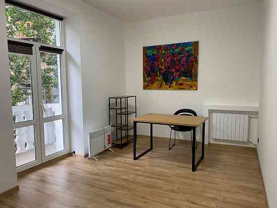 Оренда 3 кімнатної квартири на Лютеранській 4 Киев