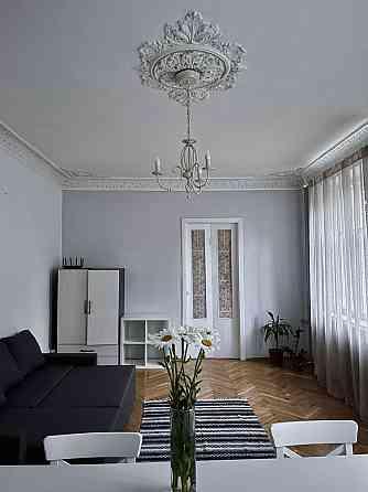 Трехкімнатна квартира на Білоруський  від господаря. Киев