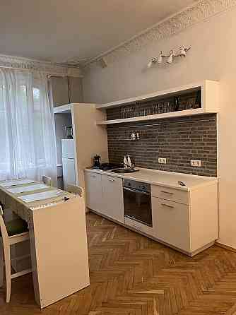 Трехкімнатна квартира на Білоруський  від господаря. Киев