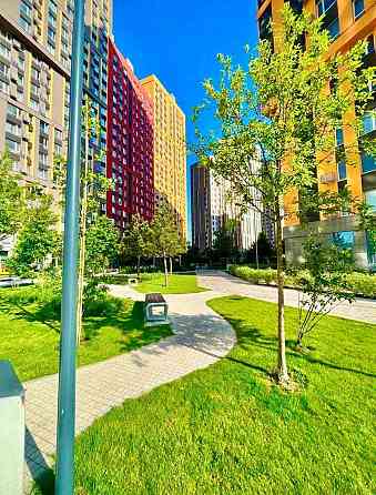 ЖК Svitlo Park. Наддніпрянське шосе 5. Голосіївський Печерськ Видубичі Київ