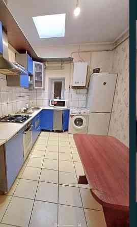 Продаю 2 х комнатную квартиру в ЦЕНТРЕ/ На Земле 52м2/Автономка Николаев