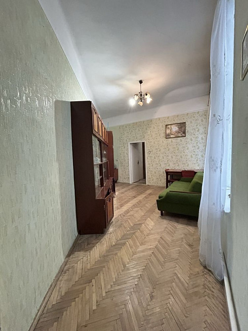 Продаж 2 кімнатної 50 м2, пл. Галицька 14 Центр Львів - зображення 3