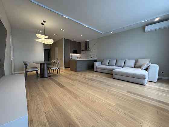 Абсолютно нова 3к квартира з преміальним ремонтом в ЖК Triiinity Киев