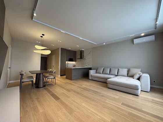 Абсолютно нова 3к квартира з преміальним ремонтом в ЖК Triiinity Киев