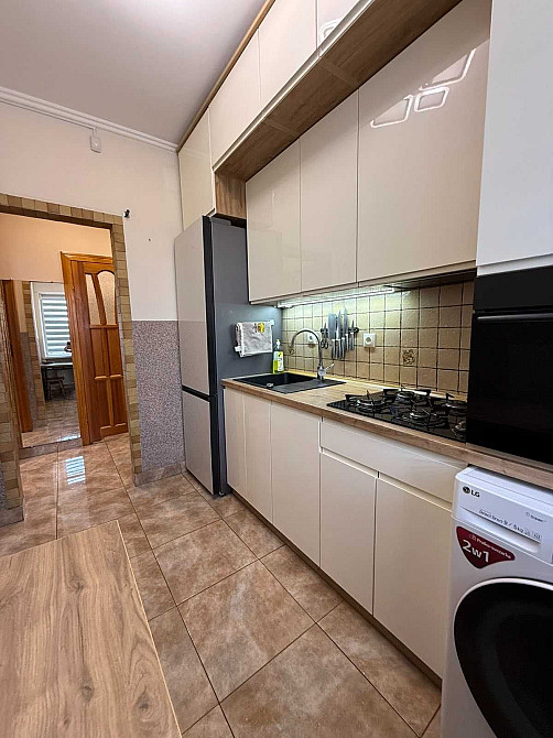 Продаж 2 кім. квартири вул. Б.Хмельницького, вул. Зустрічна, Підзамче Львов - изображение 3