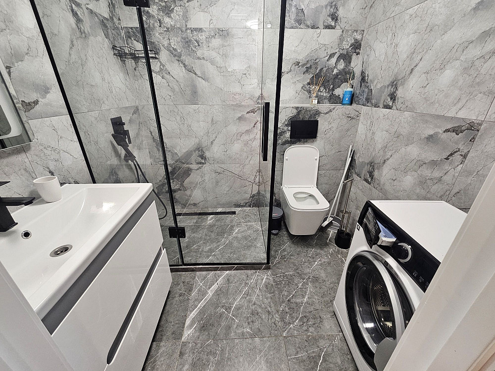 Здається 1.5 кімнатна на набережній Ужгород - изображение 3