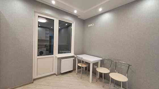 Аренда 1к з евроремонтом С.Данченка 28б. Виноградарь. Киев