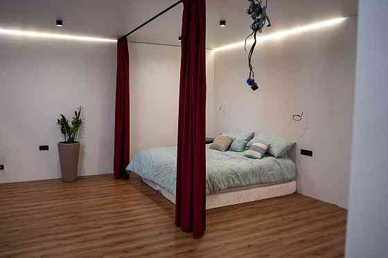 Дизайнерська квартира Янгеля 2А Київ